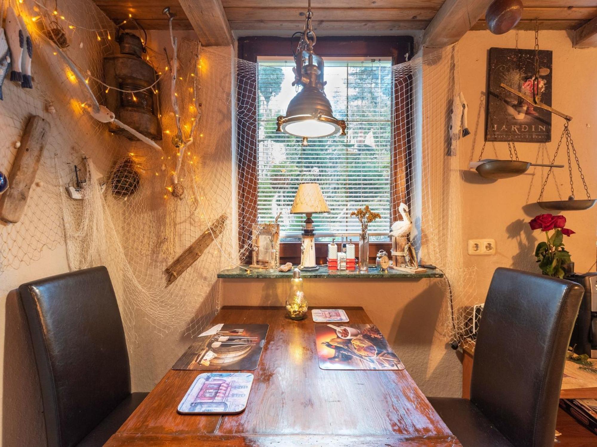 Comfortable Apartment In Wismar Mecklenburg With Fireplace Exteriér fotografie